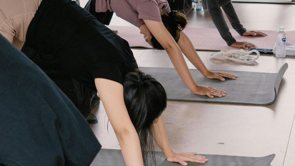 yogaをしているところ